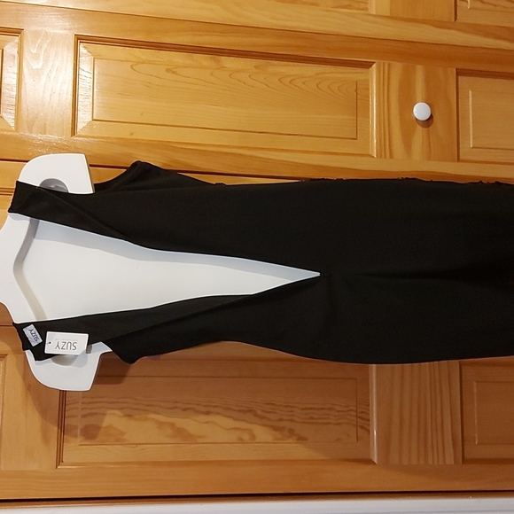 Brand new with tags dress - Picture 4 of 6